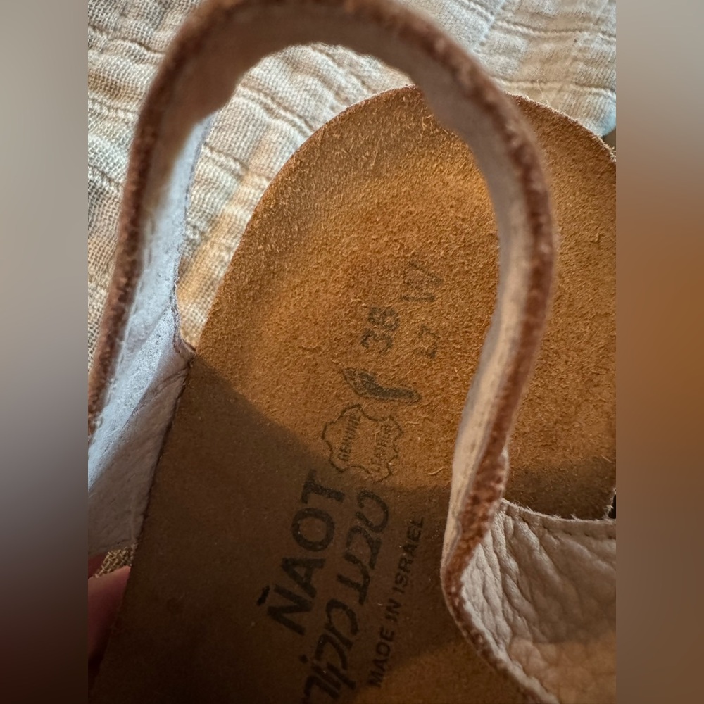 Naot - Aisha 
Women's Tan Adjustable Slingback Sandals size 38 W - 7.5 - Picture 5 of 12